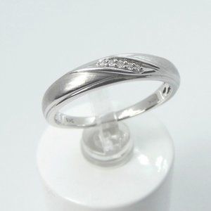 10K white gold Diamond band